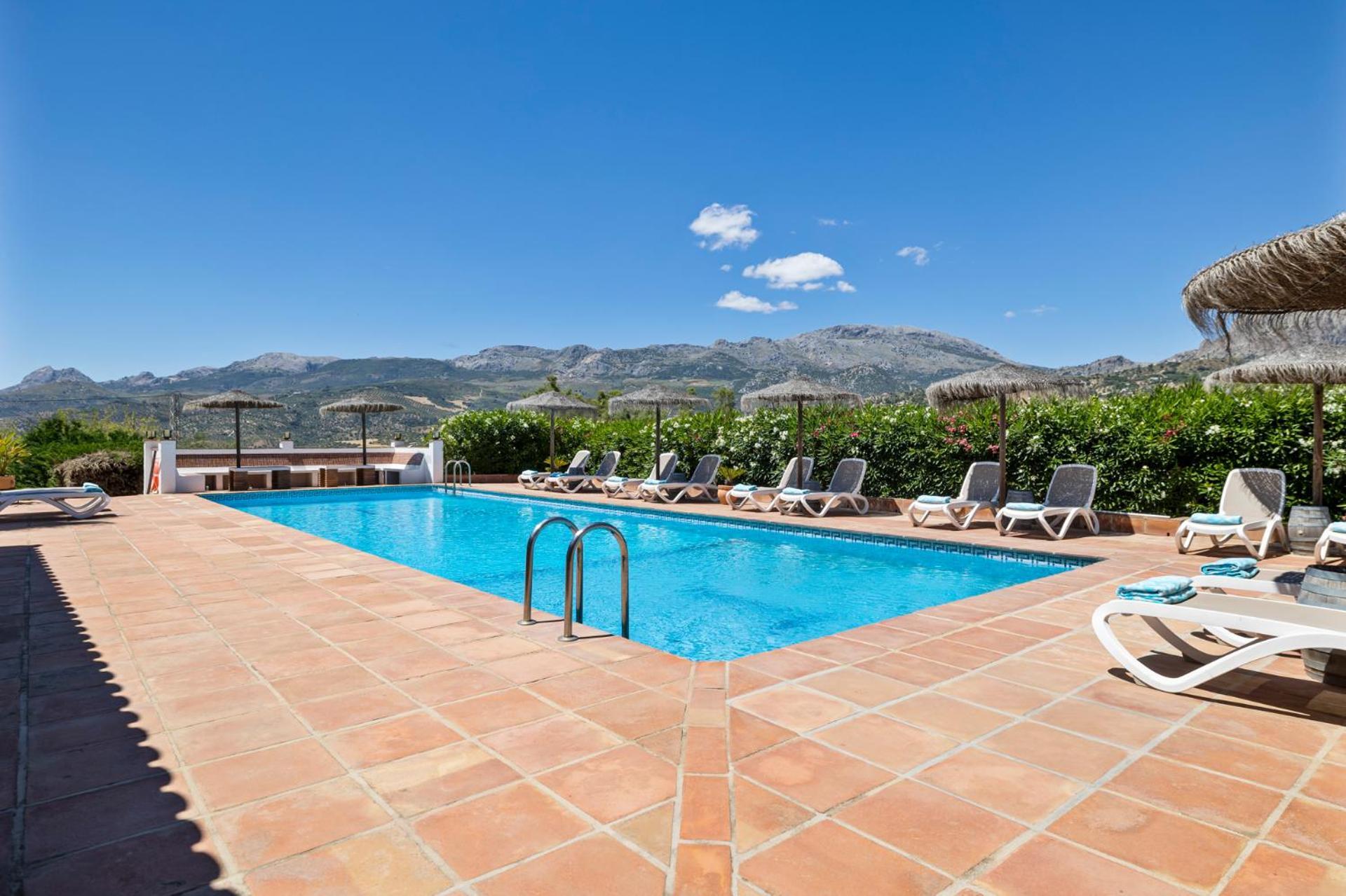 Bed and Breakfast Hacienda Riogordo Екстер'єр фото