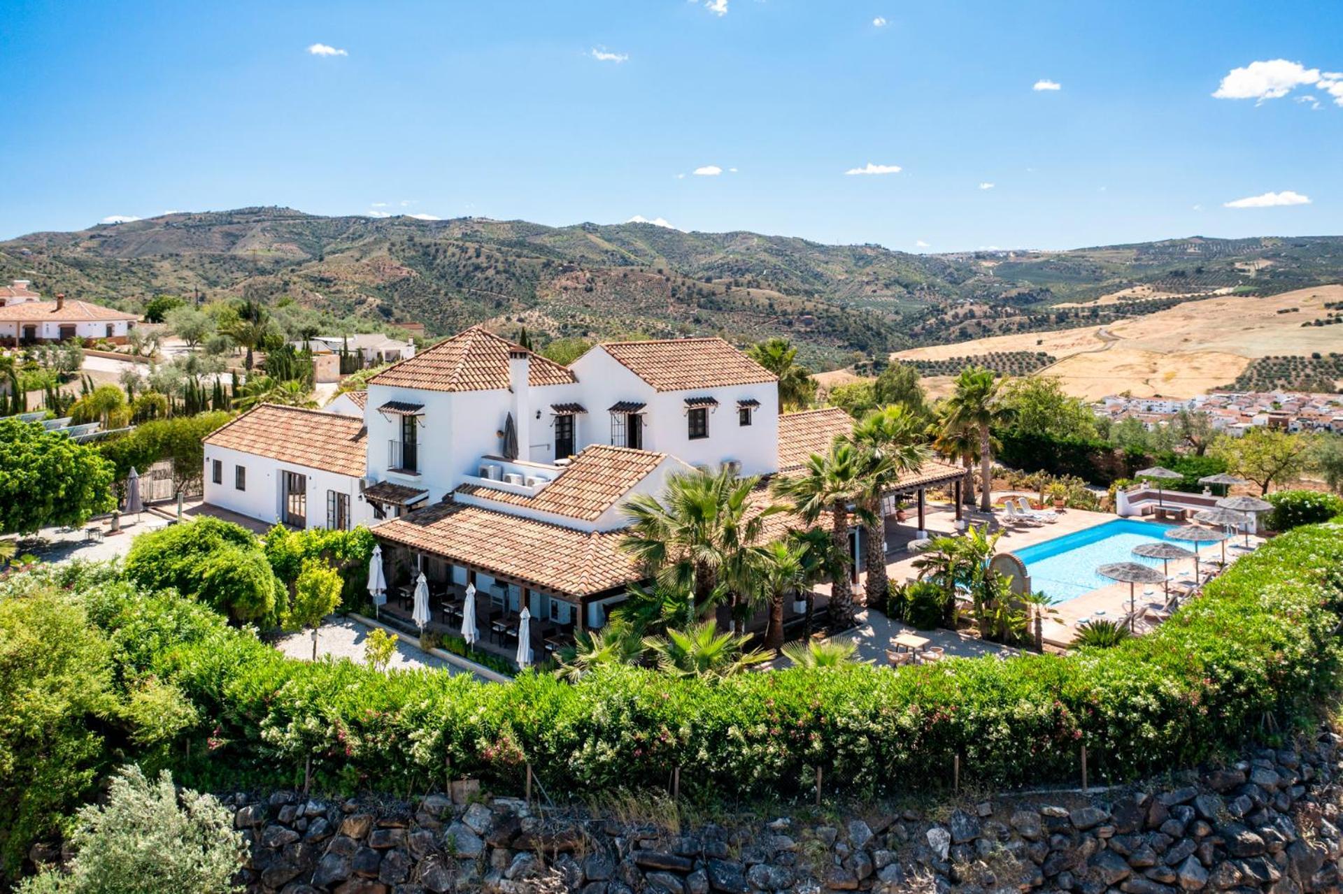 Bed and Breakfast Hacienda Riogordo Екстер'єр фото